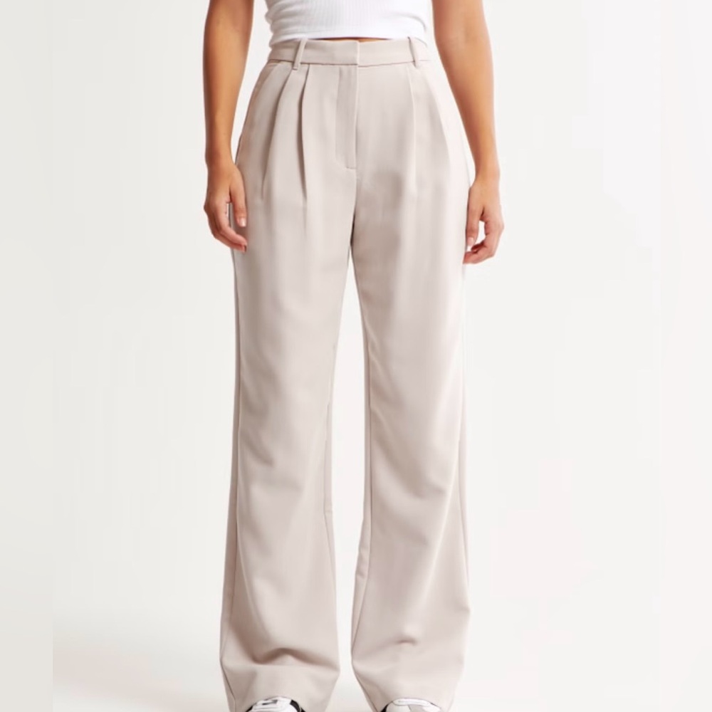 Abercrombie & Fitch Women's Sloane Tailored Cream Trousers